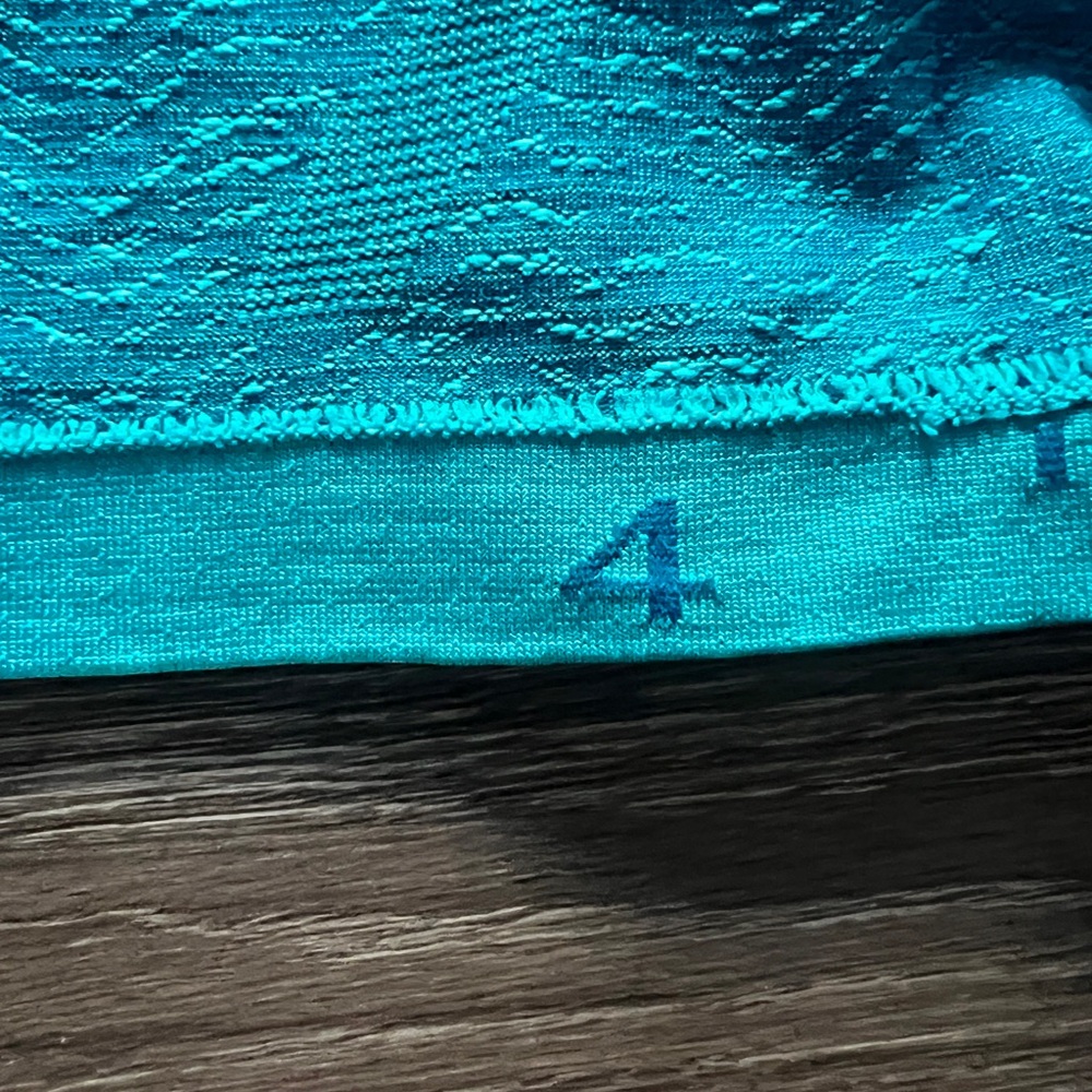 Lululemon Swifty Tank Top - turquoise size 4 - Picture 6 of 7